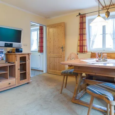 Appartement Fuer Bis Zu 3 Personen Mit Balkon